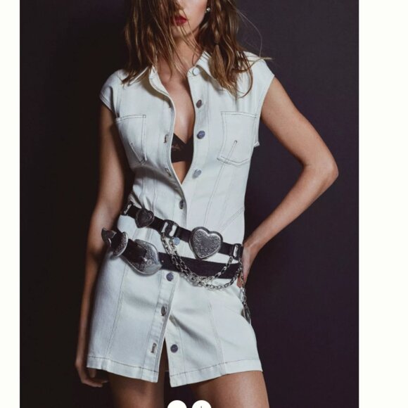 NWT Pilcro Anthropologie Seamed Button-Front Denim Mini Dress - Picture 1 of 4